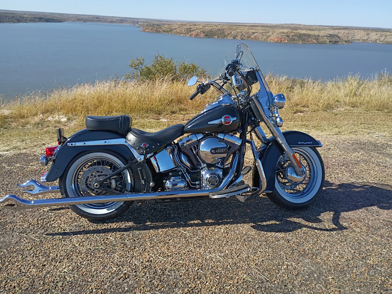 Sharkroad Flame Style True Duals With Fishtail Mufflers for Harley Sof